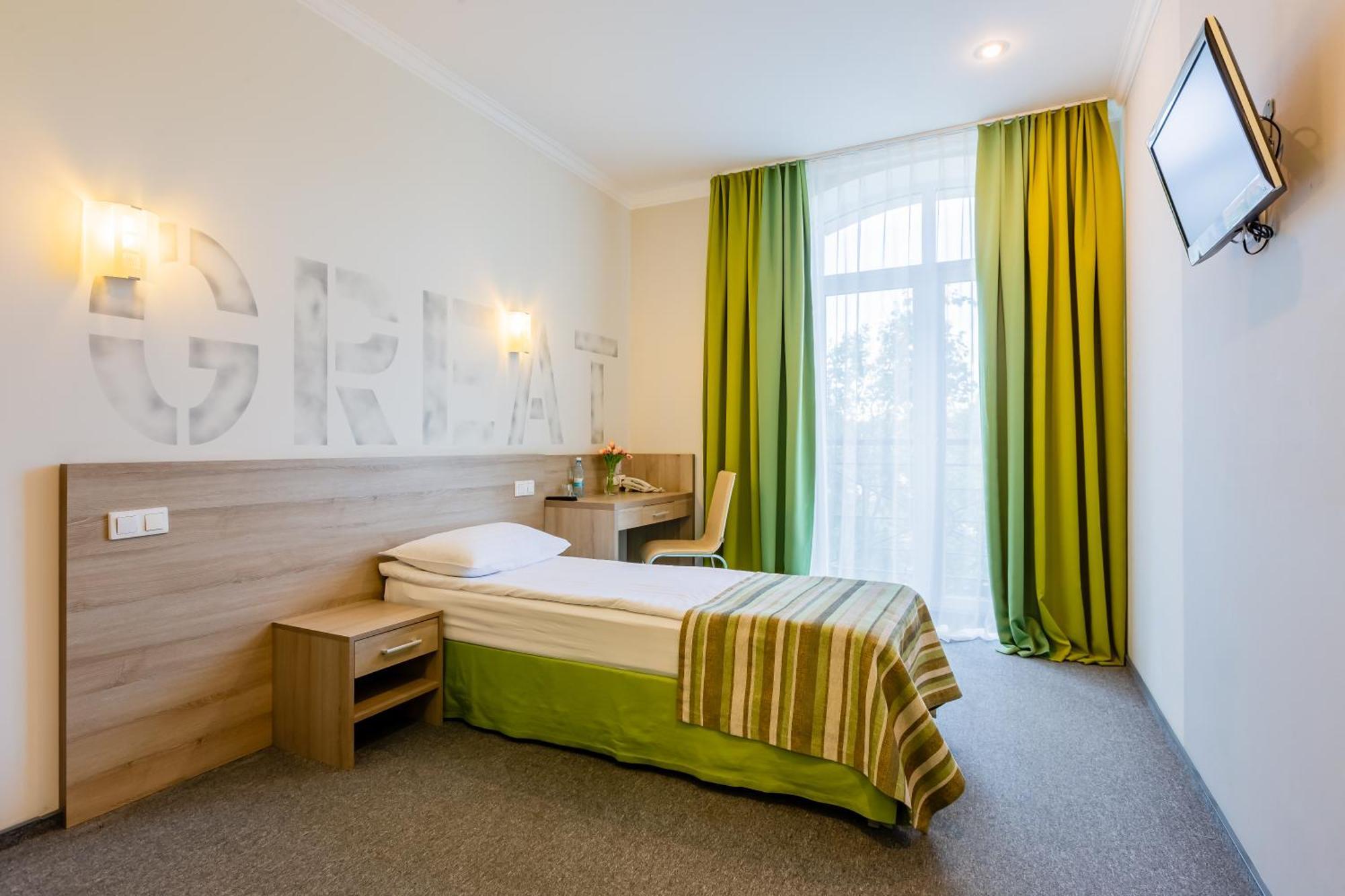 Practicotel Kiev Eksteriør bilde