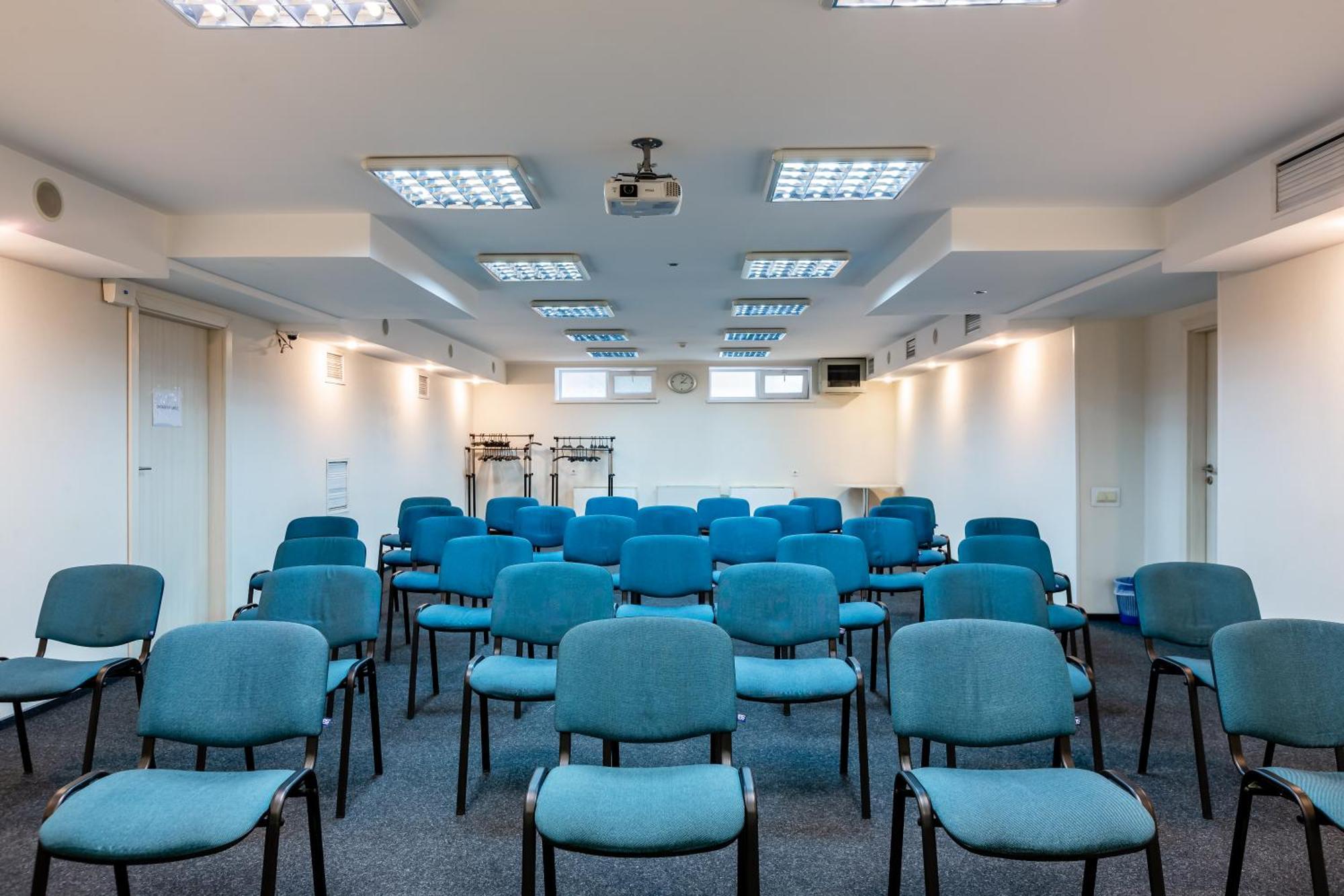 Practicotel Kiev Eksteriør bilde
