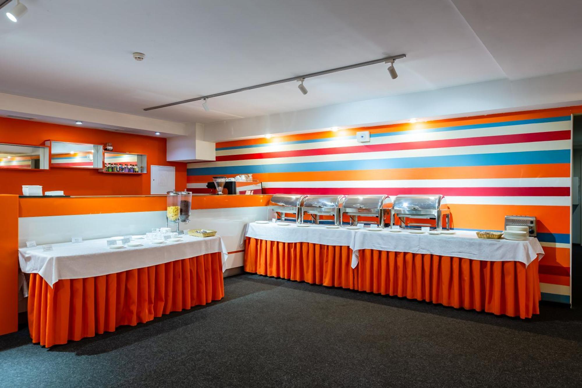 Practicotel Kiev Eksteriør bilde